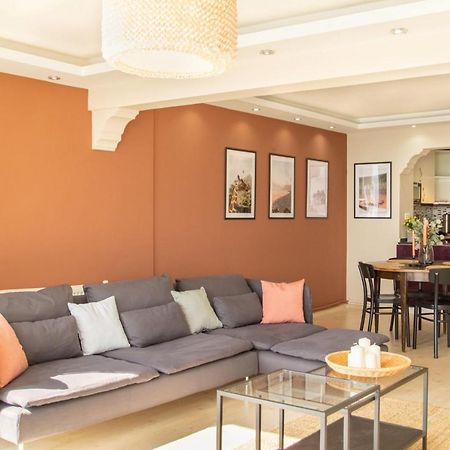 Apartamento Exceptional Flat With Gorgeous Sea View In Esmirna Exterior foto
