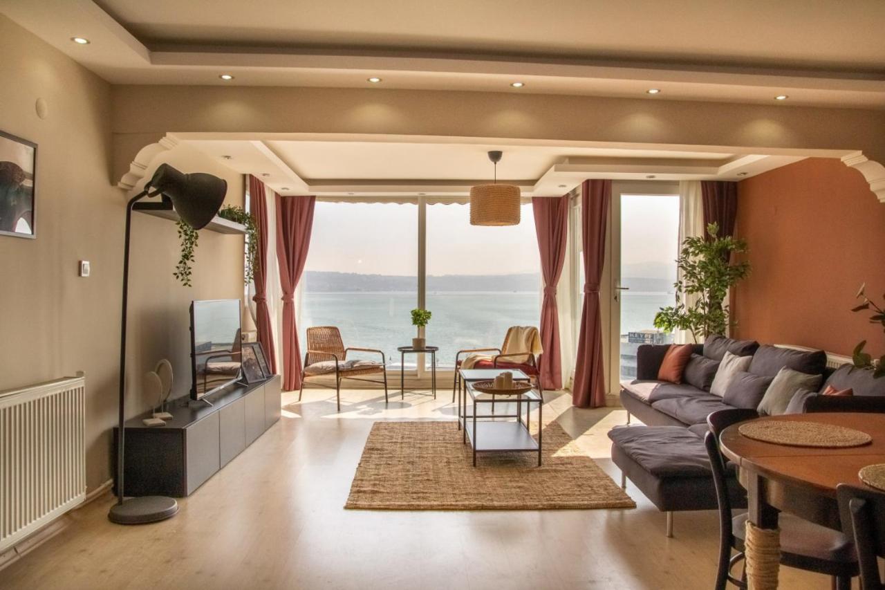 Apartamento Exceptional Flat With Gorgeous Sea View In Esmirna Exterior foto